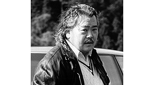 取材時の徳さん。当時の価格160万円でガルウィングが手に入ることに驚いていた