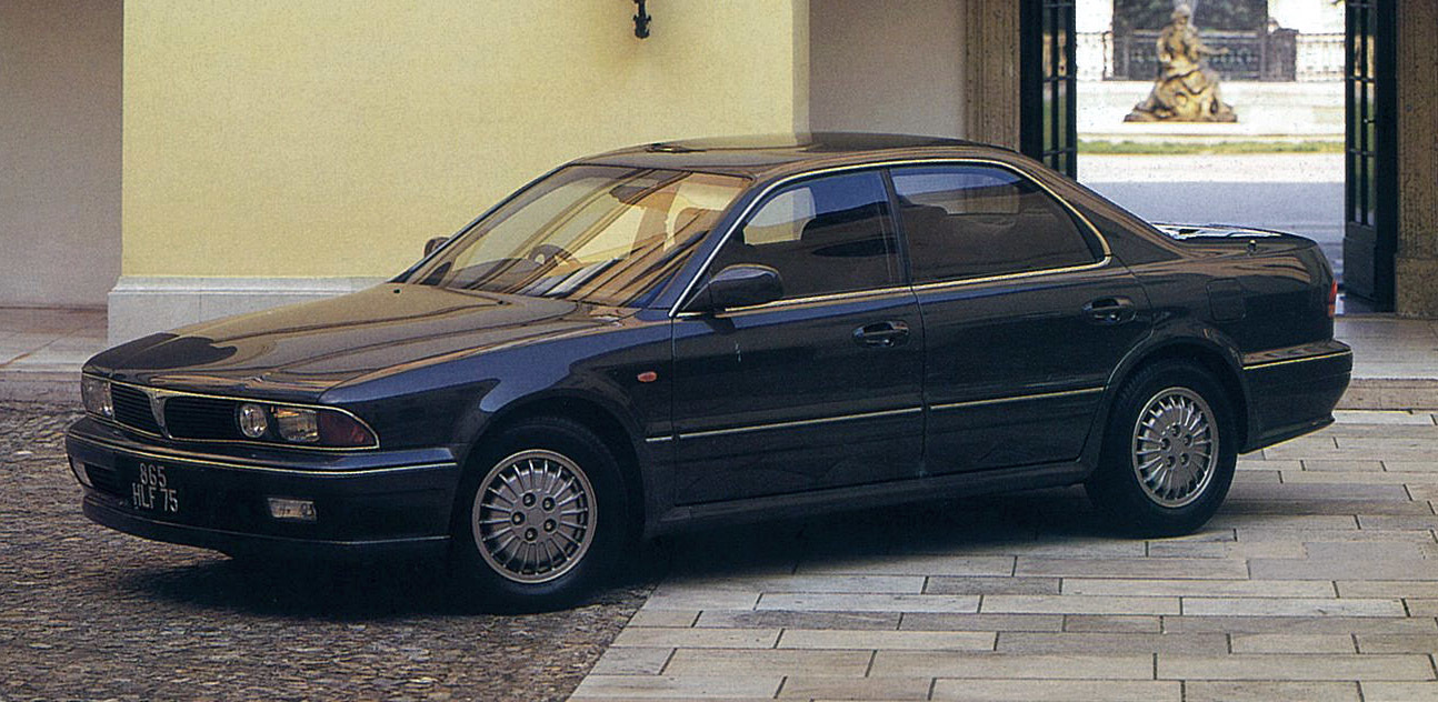 三菱(初代)ディアマンテ25V-SE(1993年式)