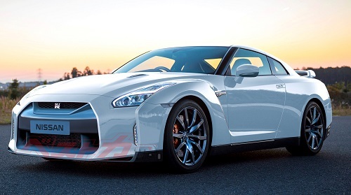 R35にもハイブリッドモデルの開発も進んでいたが計画は中止となったという(画像はBoosterpackdepot予想CG)