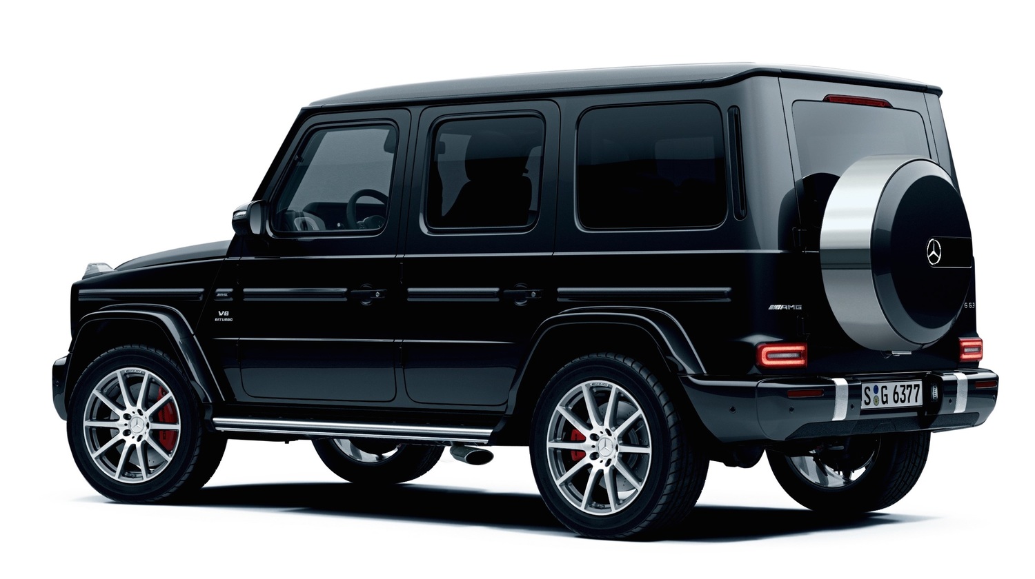 こちらはAMG G63。伝統的なスクエアボディを新型も踏襲