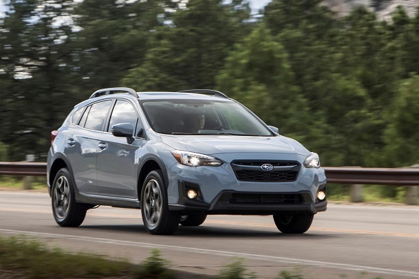 日本国外では主にクロストレックとして販売されるXV。北米仕様には、日本にはない6MT車の設定もある