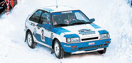 1985年のスウェディッシュラリーで優勝し、「雪の女王」と言われた6代目ファミリア