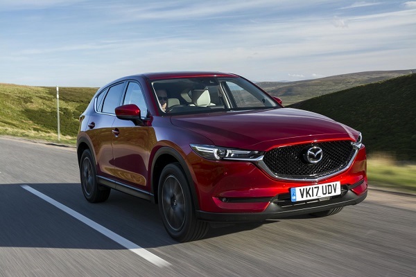 CX-5。