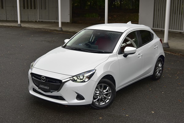 mazda2