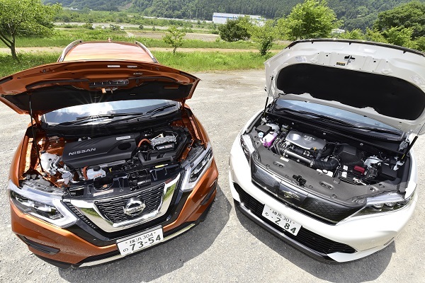 エクストレイルなどと競合するハリアー(右)は2017年のマイナーチェンジで2Lターボエンジン車を追加
