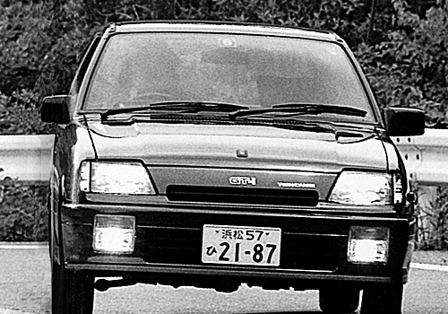 速さはあったが、ファンという点では物足りなさが残る。しかし、このクルマがスイフトスポーツにつながる源流となった