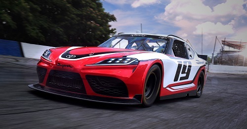 なんだか非常に速そうな匂いがプンプンするNASCARスープラ