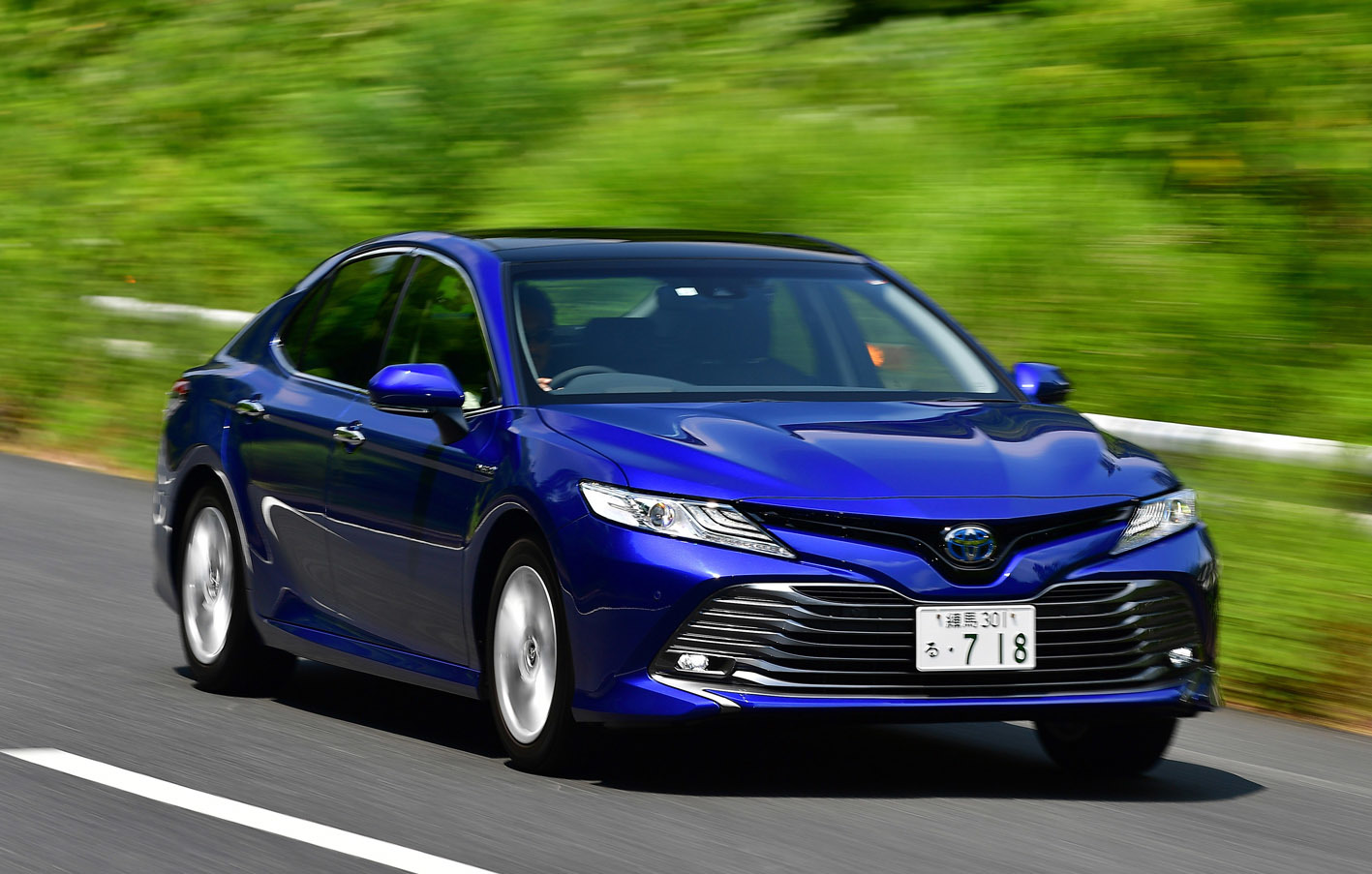 トヨタブランドで10ベストカーに残ったのはカムリ。「大賞」にあたるイヤーカー選考では国産車最高位の3位だった