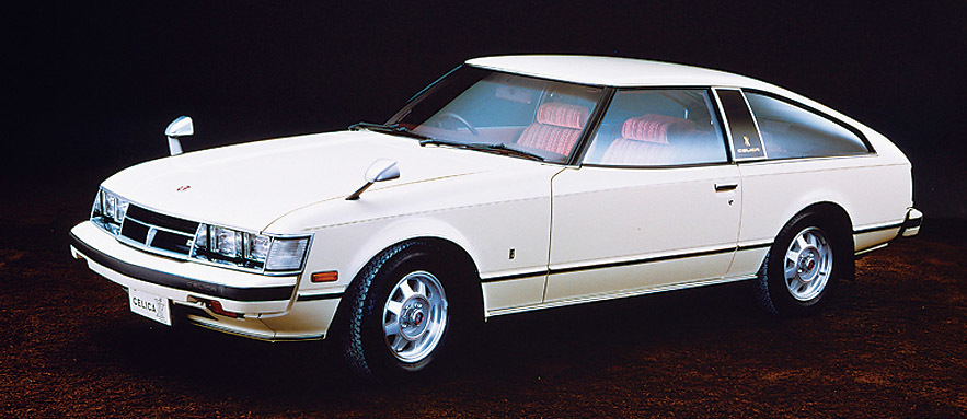 初代セリカXX(1978年~1981年)/スープラ(日本仕様は2代目までセリカXX)の歴史はこのモデルから始まった。歴代のトップグレードはすべてNA&ターボの直6エンジン。新型もそれを受け継ぐ