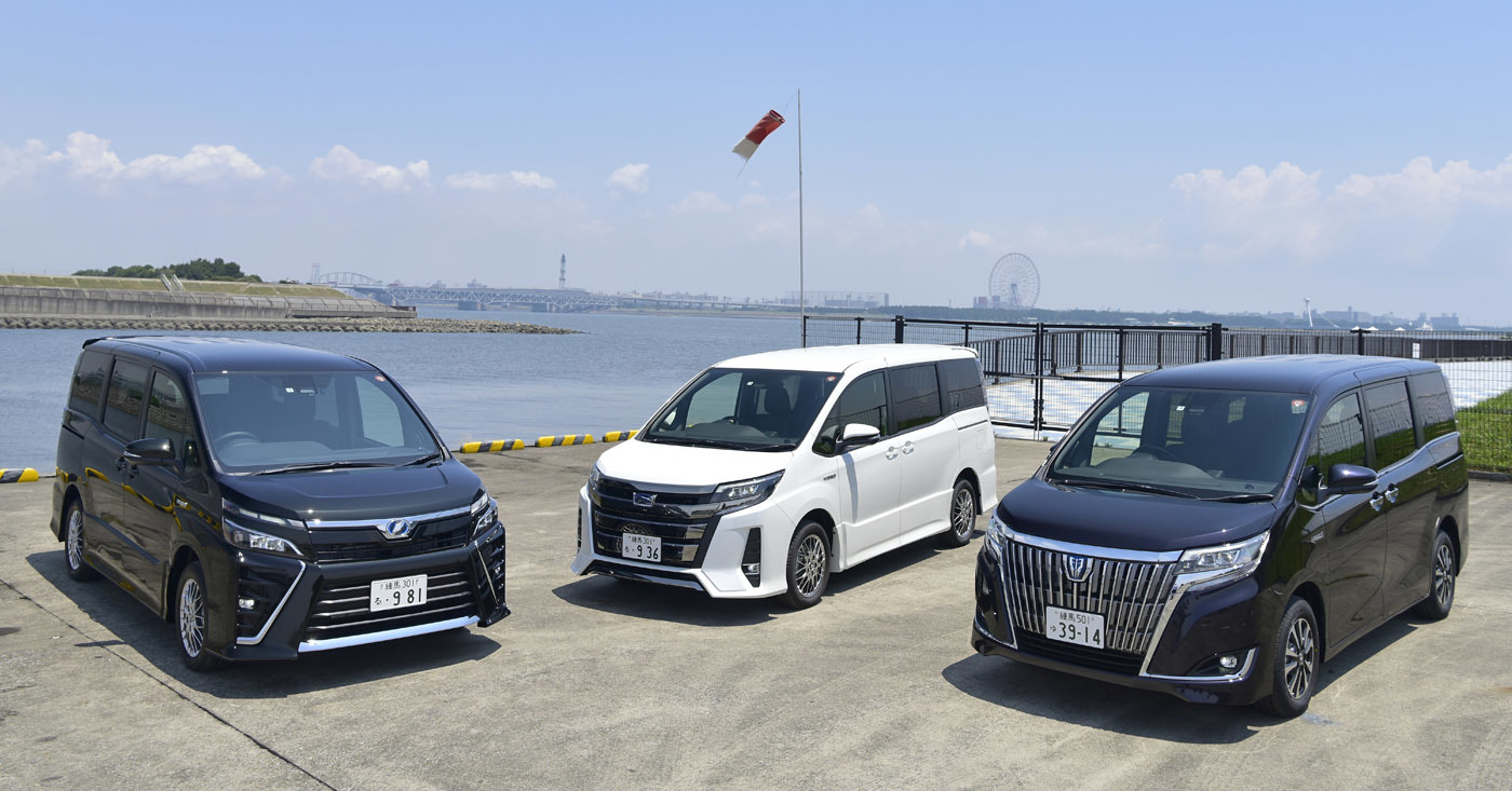 ミニバンの最激戦区で日産セレナ、ホンダステップワゴンといった強豪を相手にトップを走るノア/ヴォクシー/エスクァイア