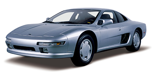 ’87年の東京モーターショーで発表されたMID4-Ⅱ。ミドに縦置きされたツインターボ化されたVG30DET(330ps/39.0㎏m)を搭載。ひとまわり大きくなったボディとともに、ミドシップスーパースポーツを予感させるものだった