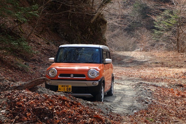 ここが車で行ける国道152号線の末端。この先は徒歩でしか行けない“点線国道”となる