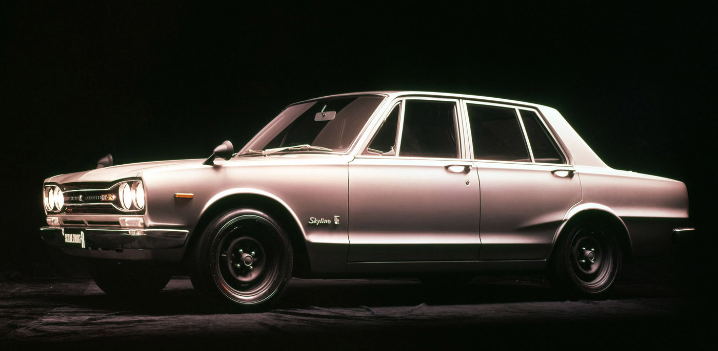 ご存じ「スカイラインGT-R」の起源も「レースに勝つため」だった。1969年の登場直後から国内レースに参戦し、連勝を重ねた