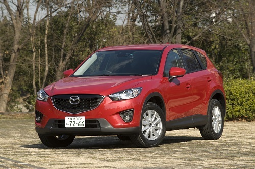 クリーンディーゼルで走りもいい、という新たなコンセプトを掲げたCX-5。プロトタイプへの試乗などまでさせていたが乗り味はまだまだだった